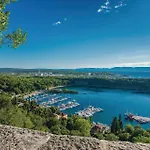 1 Bedroom Awesome In